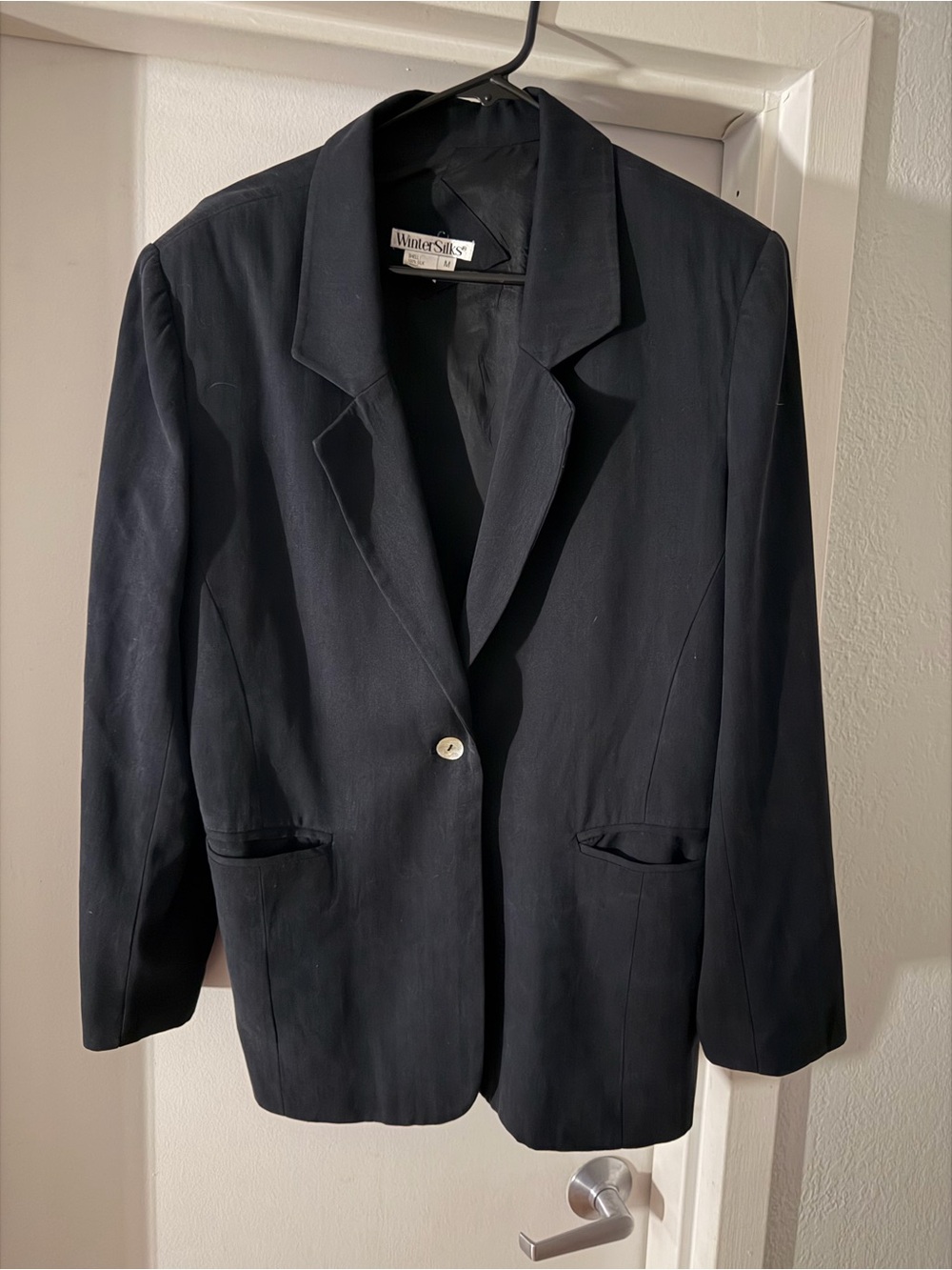 WinterSilks Black Single-Button Tailored Blazer